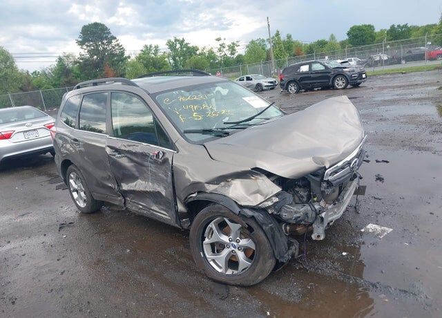 2018 SUBARU Forester