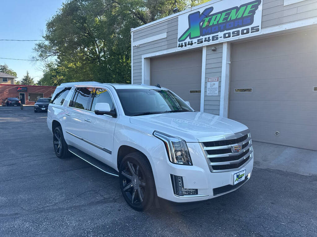 2016 CADILLAC Escalade