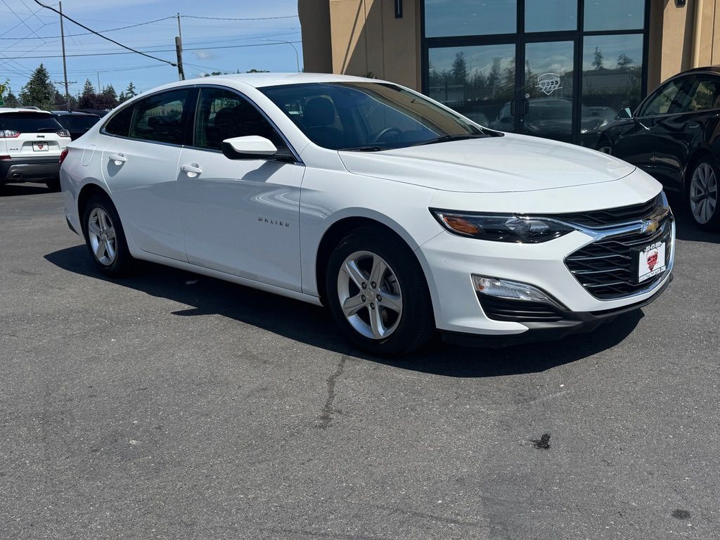 2023 CHEVROLET Malibu