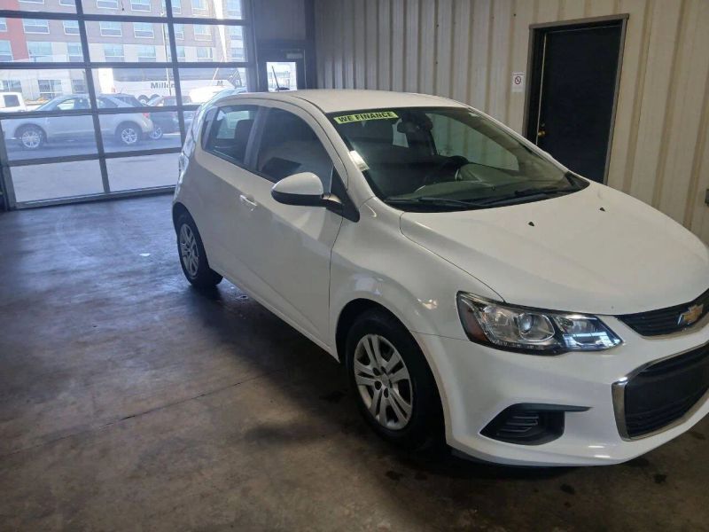 2017 CHEVROLET Sonic
