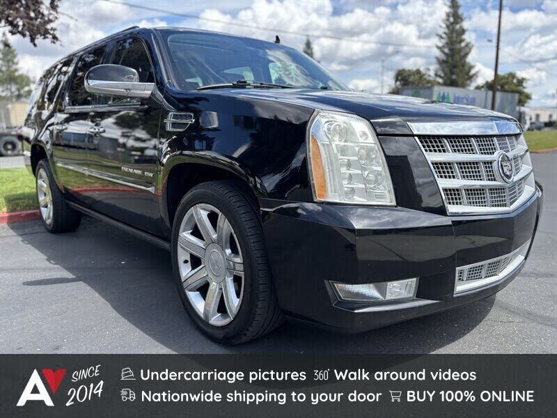 2011 CADILLAC Escalade