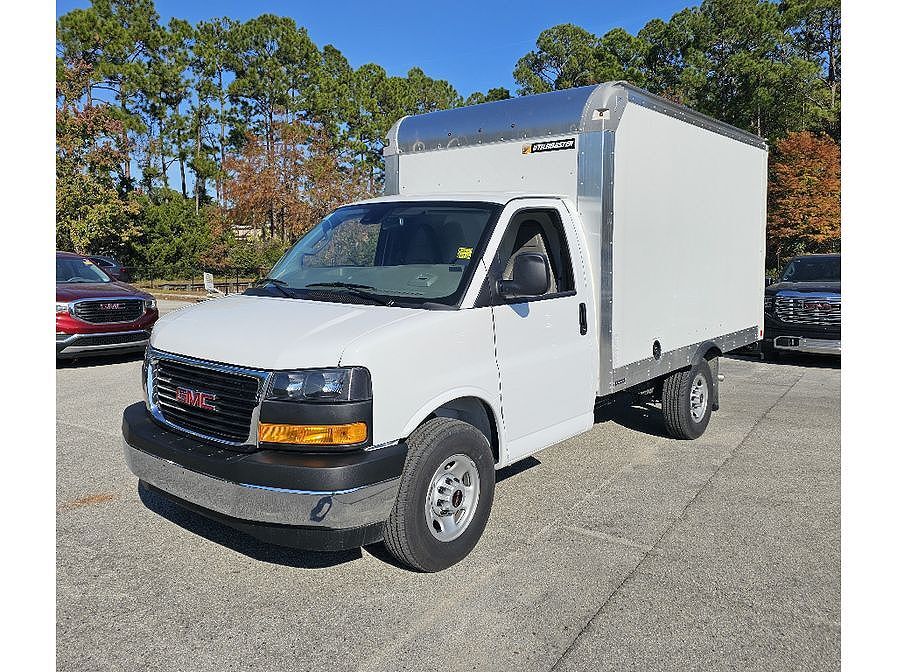 2025 GMC Savana