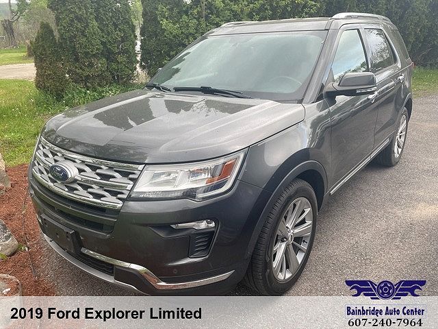 2019 FORD Explorer