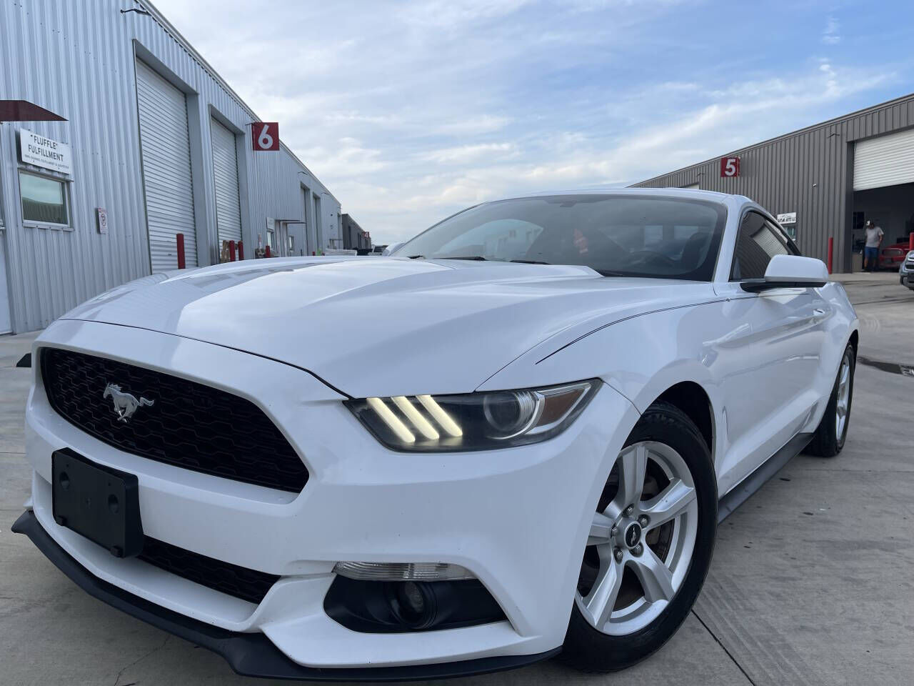 2015 FORD Mustang