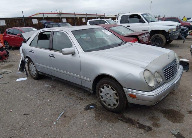 1999 MERCEDES-BENZ E-Class