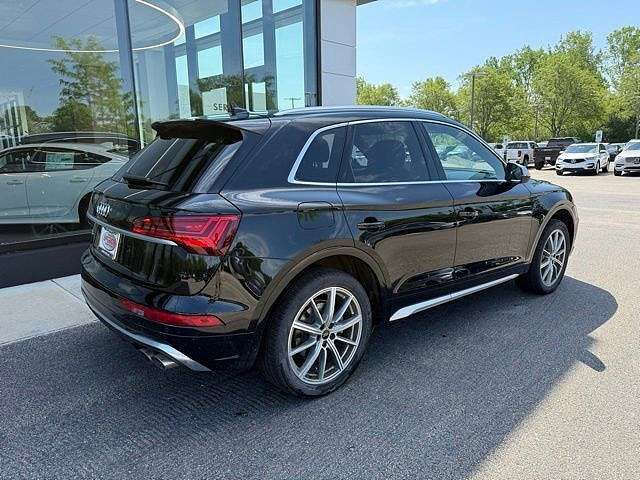 2022 Audi SQ5