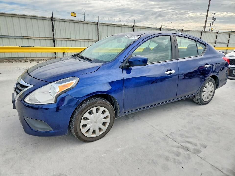 2018 NISSAN Versa