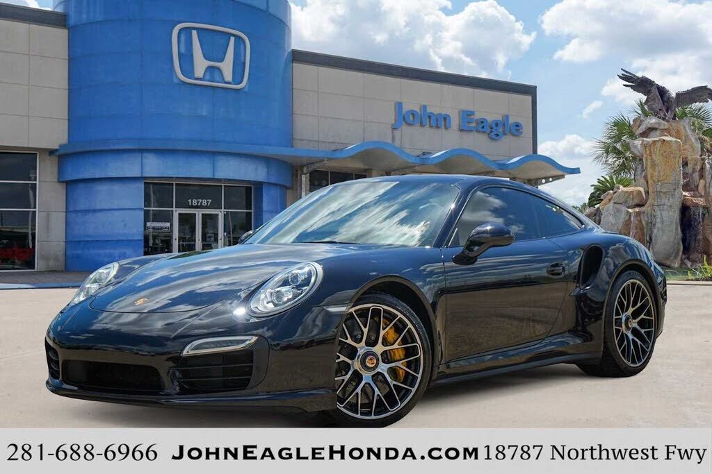 2015 PORSCHE 911