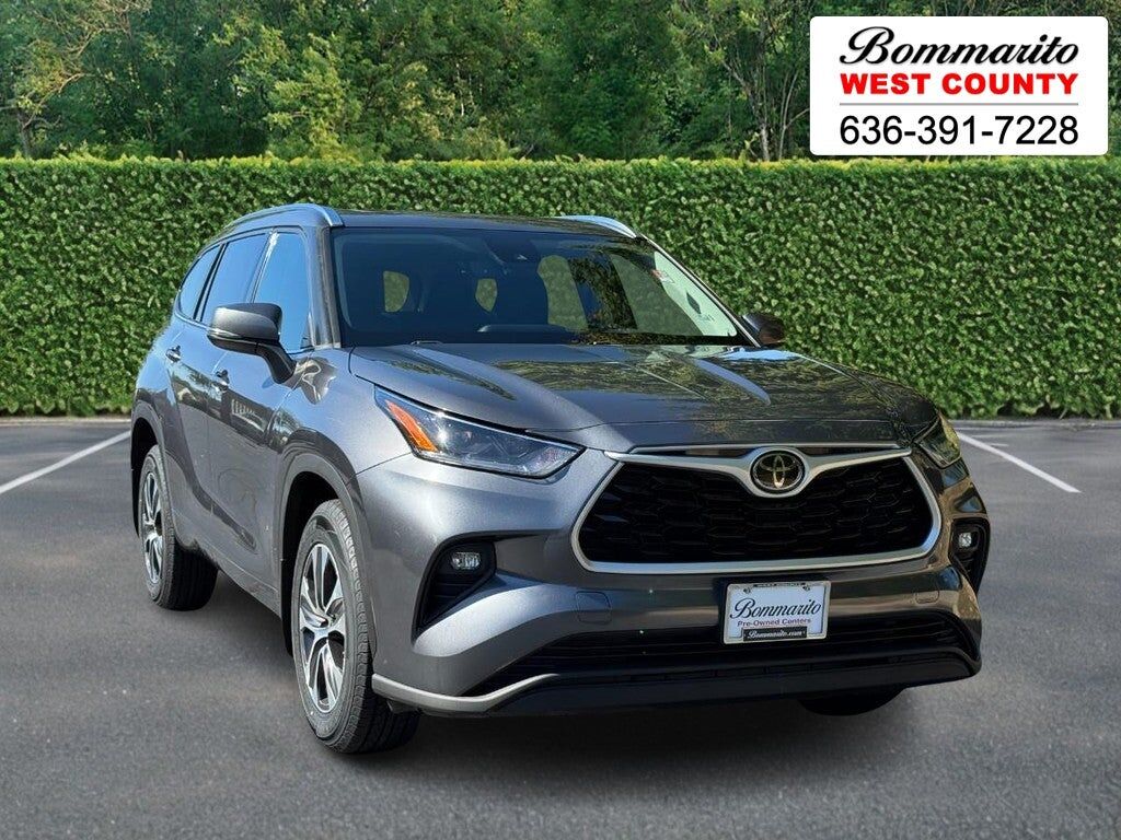 2021 TOYOTA Highlander