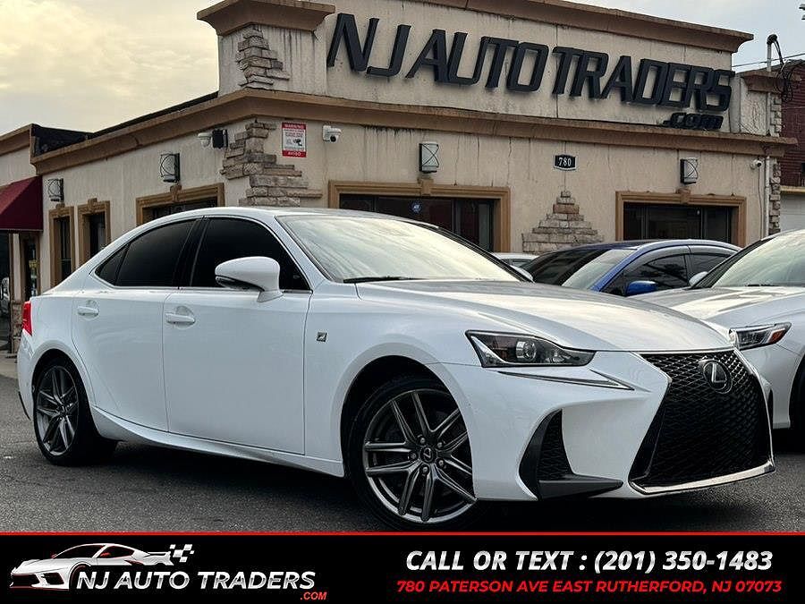 2017 LEXUS IS