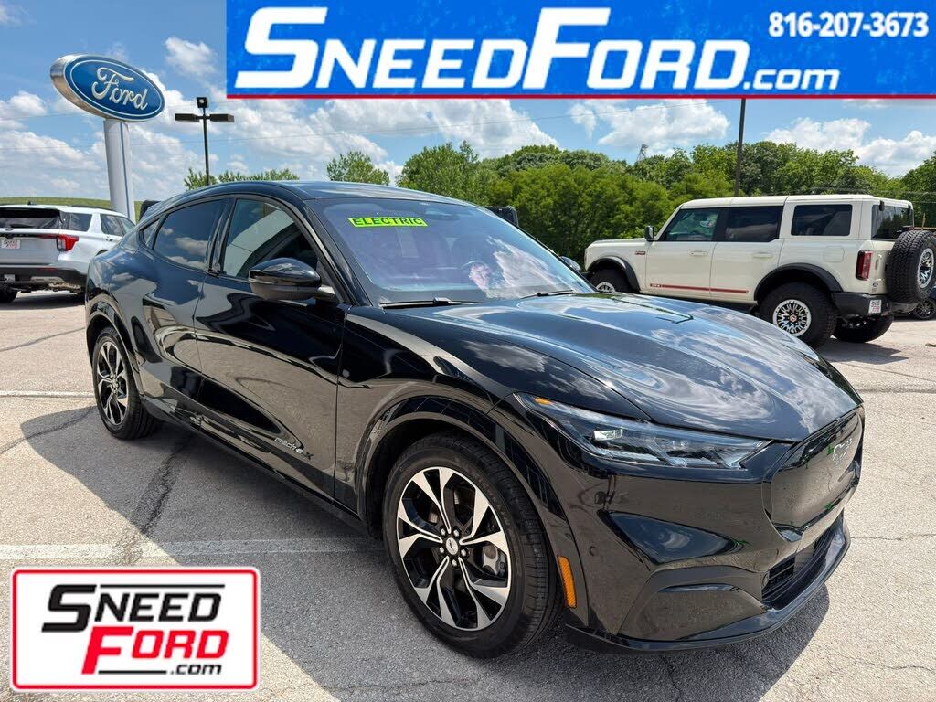 2022 FORD Mach-E