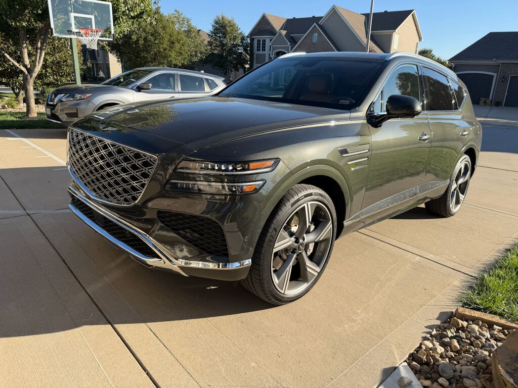 2025 GENESIS GV80