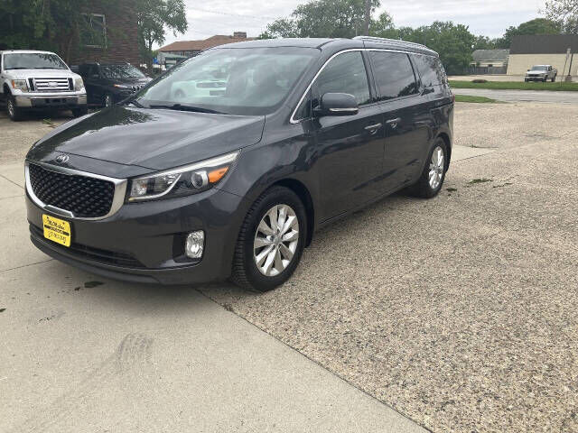 2016 KIA Sedona