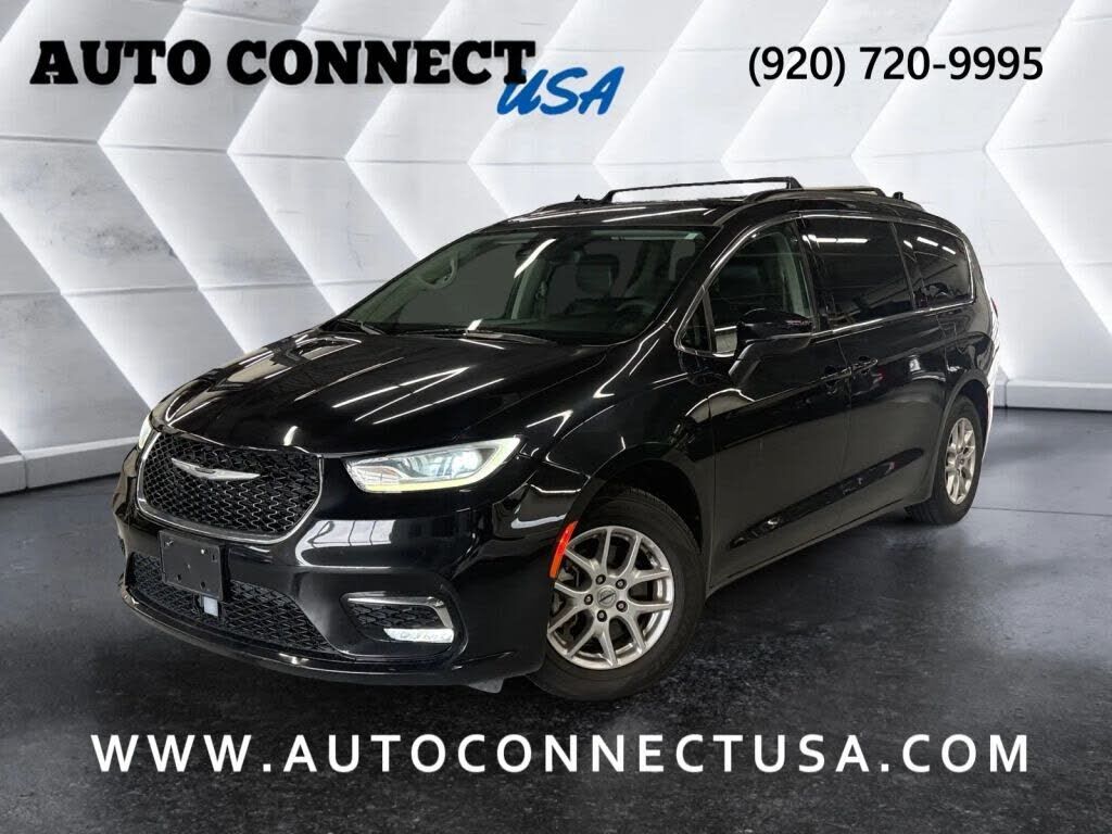 2022 CHRYSLER Pacifica