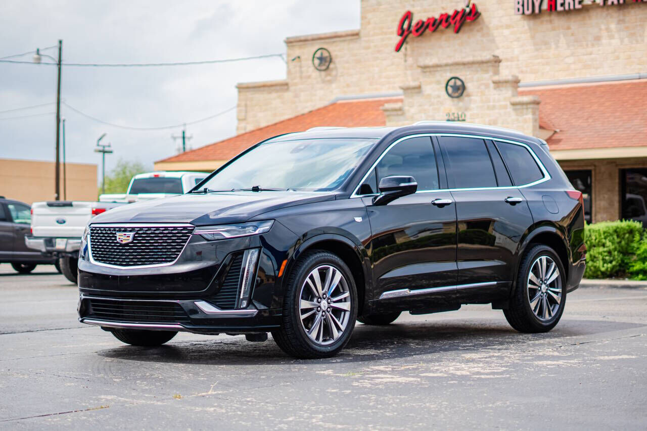2021 CADILLAC XT6
