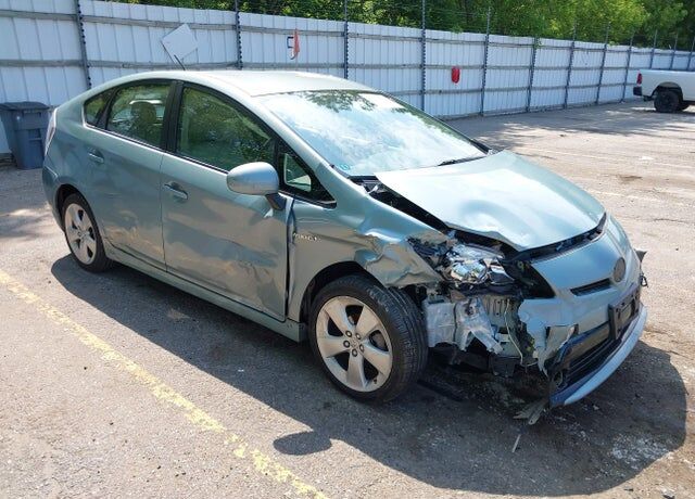 2015 TOYOTA PRIUS