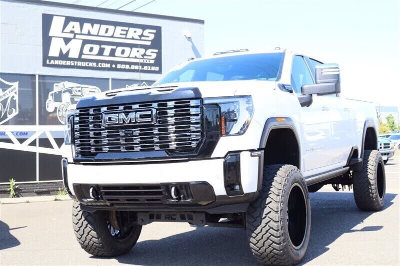 2025 GMC Sierra HD