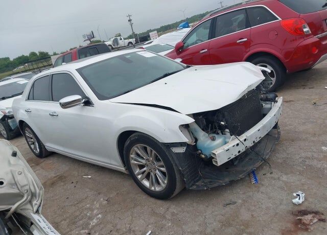 2015 CHRYSLER 300