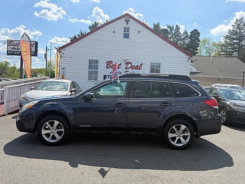 2013 SUBARU Outback