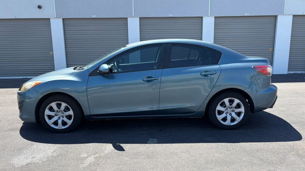 2010 MAZDA Mazda3