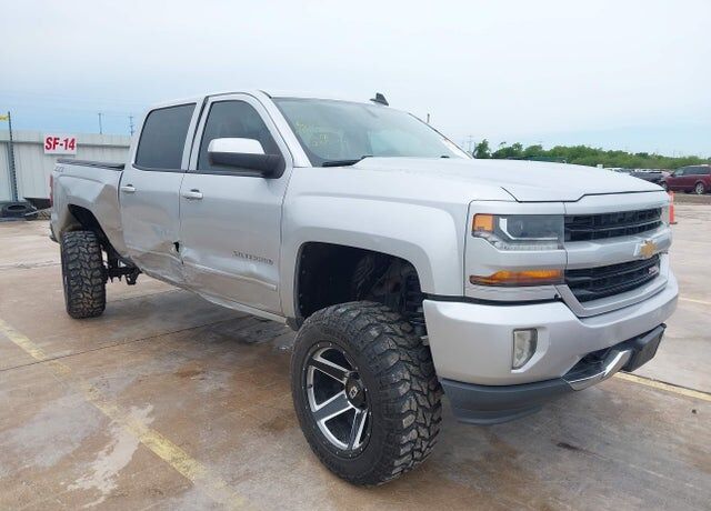2018 CHEVROLET Silverado