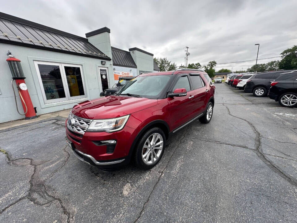 2018 FORD Explorer