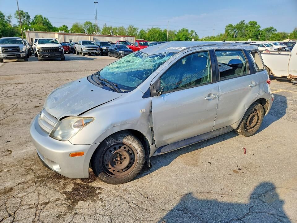 2005 TOYOTA SCION
