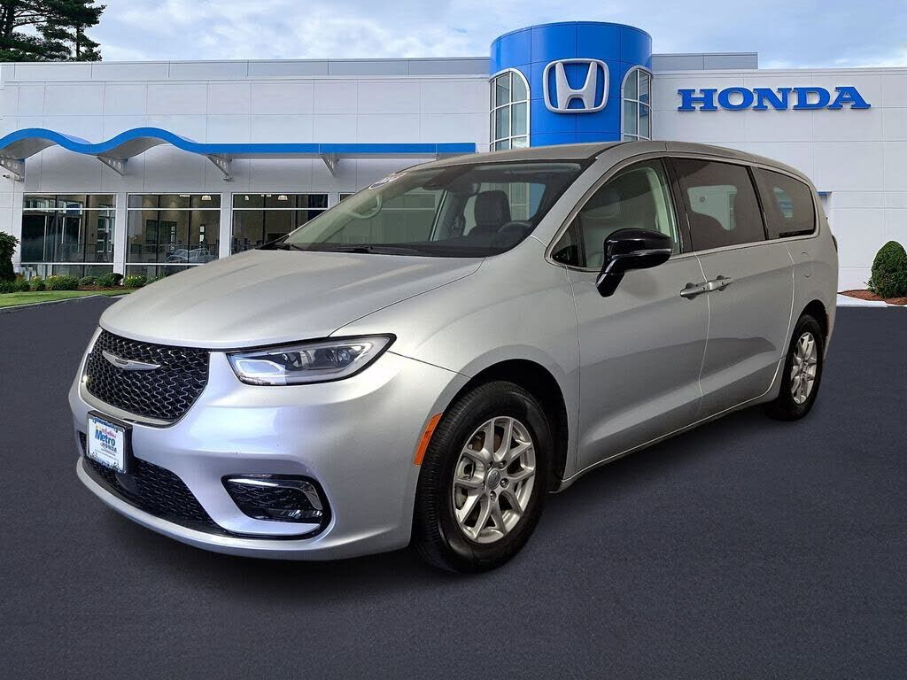2024 CHRYSLER Pacifica