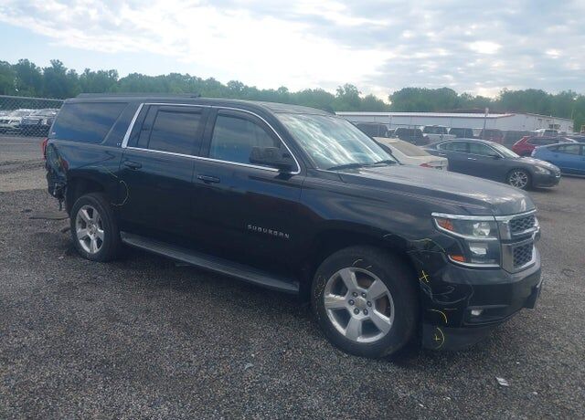 2016 CHEVROLET Suburban