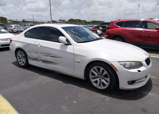 2012 BMW 3 Series