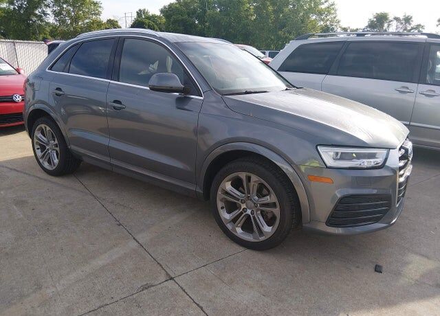 2016 AUDI Q3