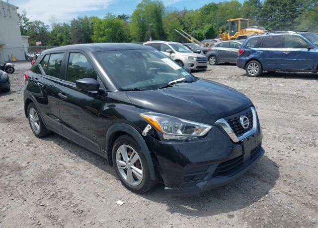 2020 NISSAN Kicks