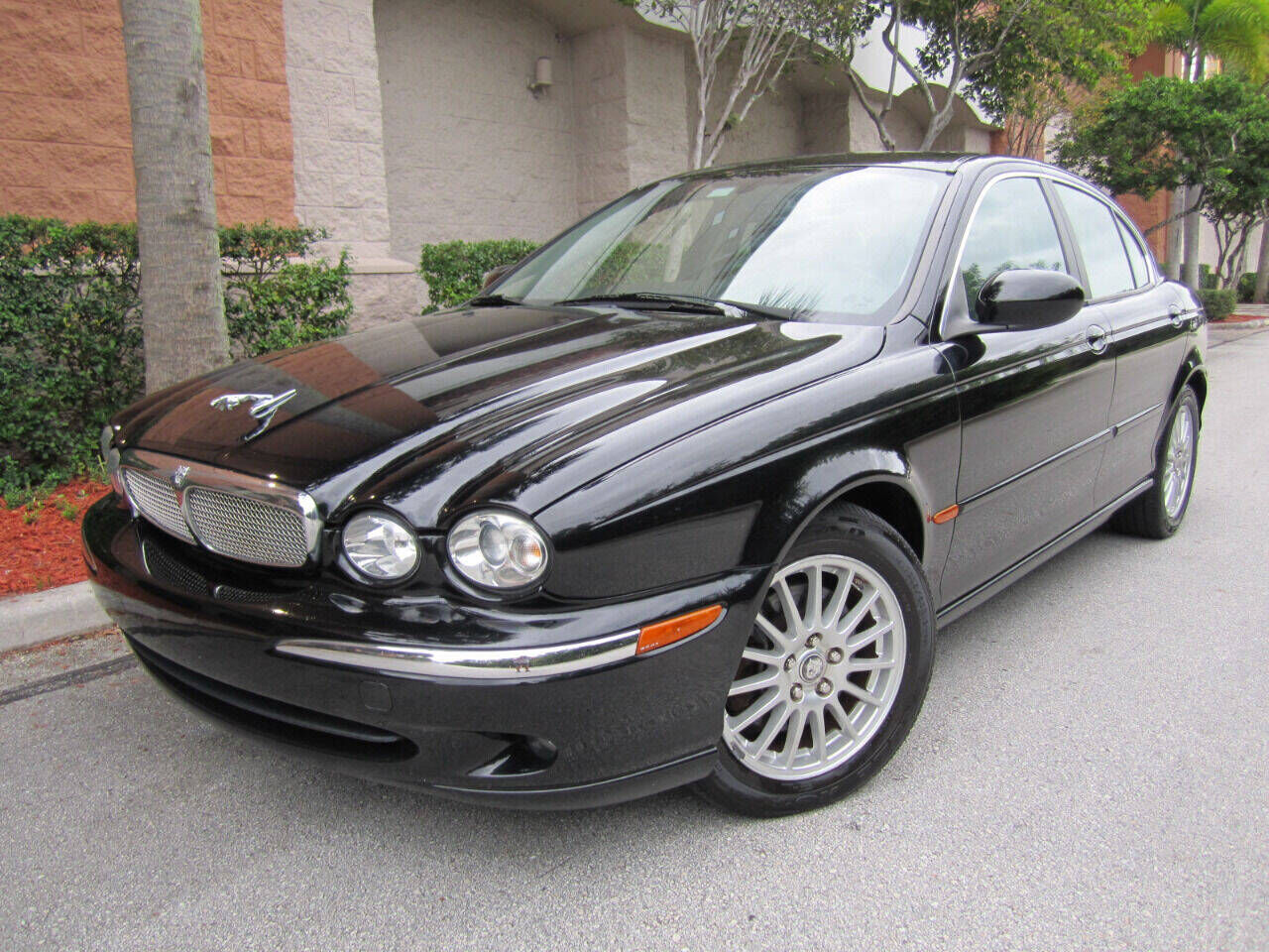 Jaguar X-Type