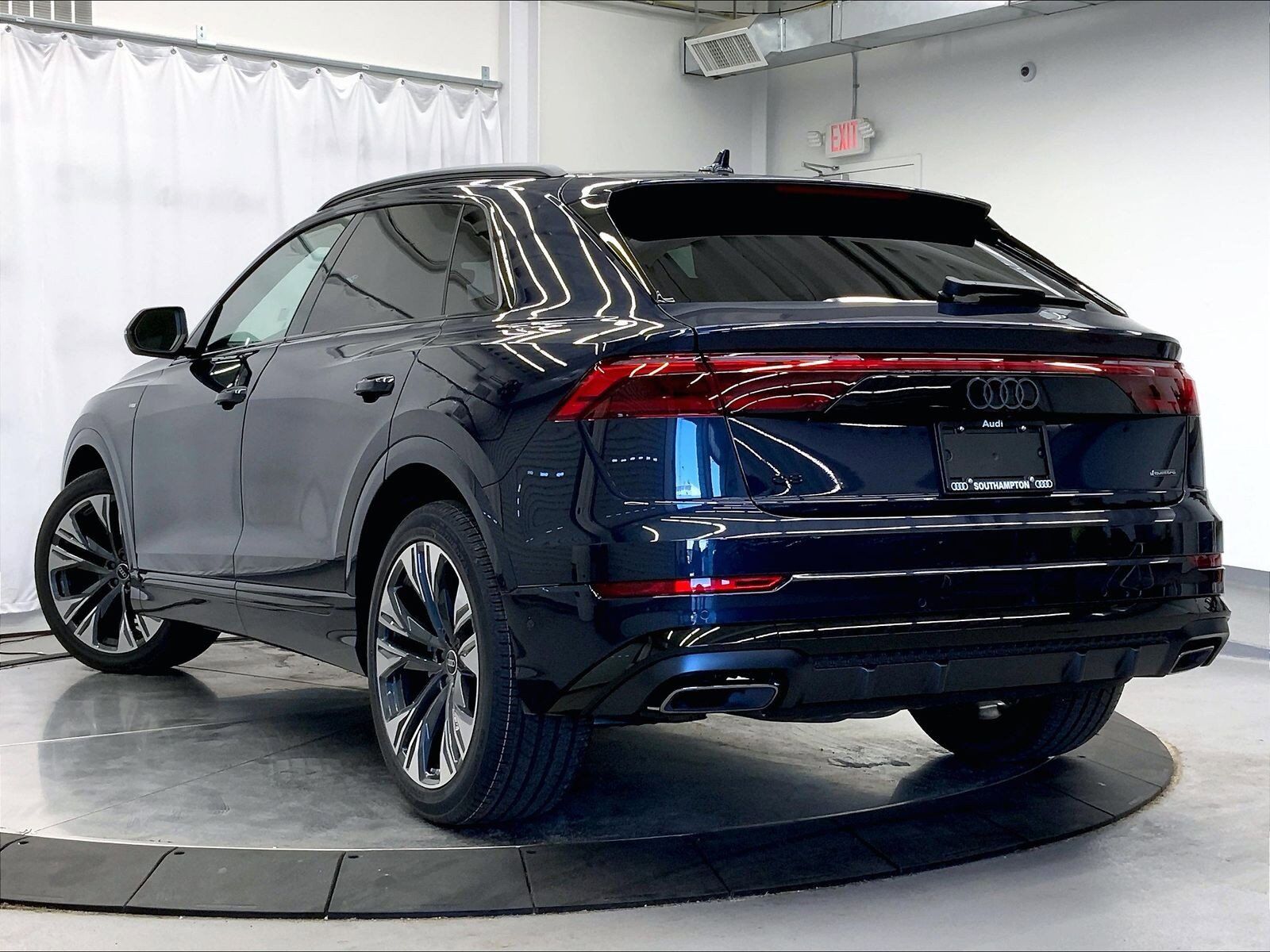 2026 Audi Q8