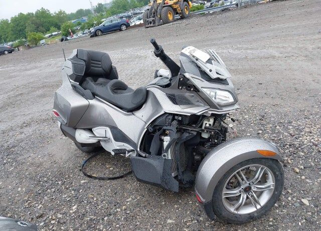 2011 CAN-AM Spyder