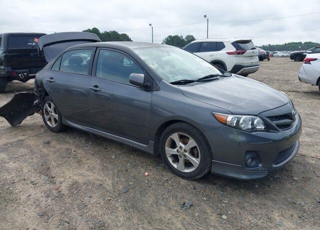 2011 TOYOTA Corolla
