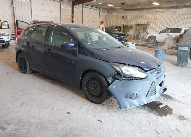 2012 FORD Focus
