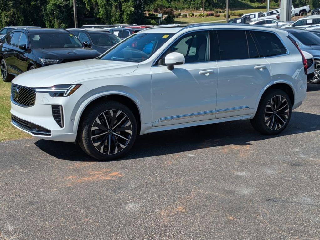 2026 VOLVO XC90