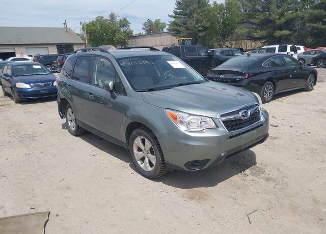 2014 SUBARU Forester