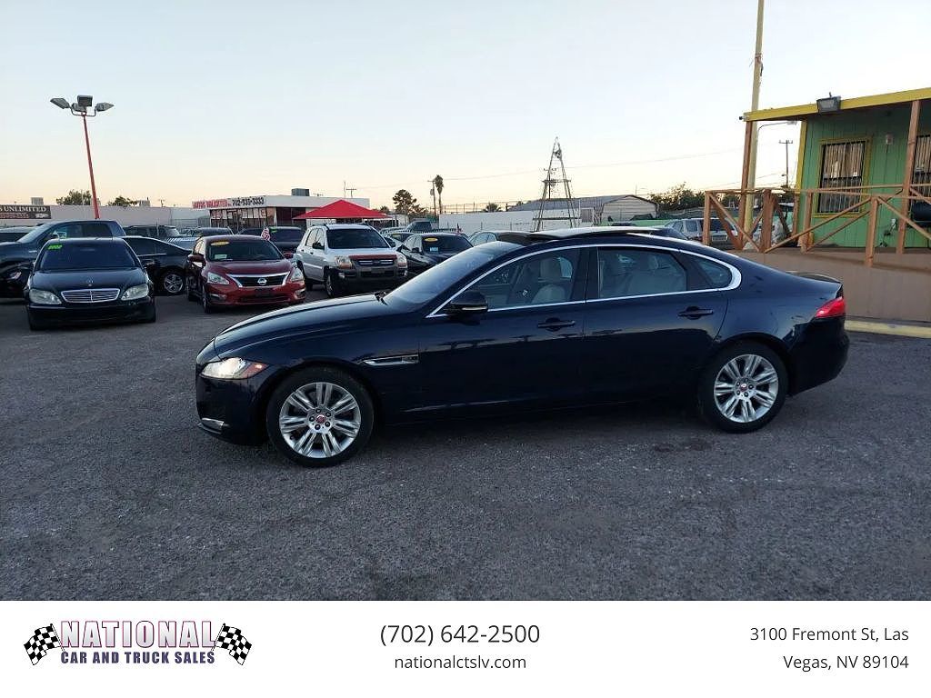 2017 JAGUAR XF