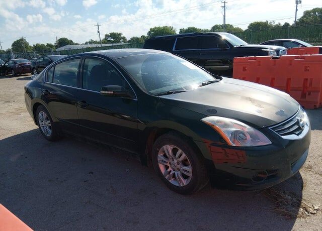 2012 NISSAN Altima