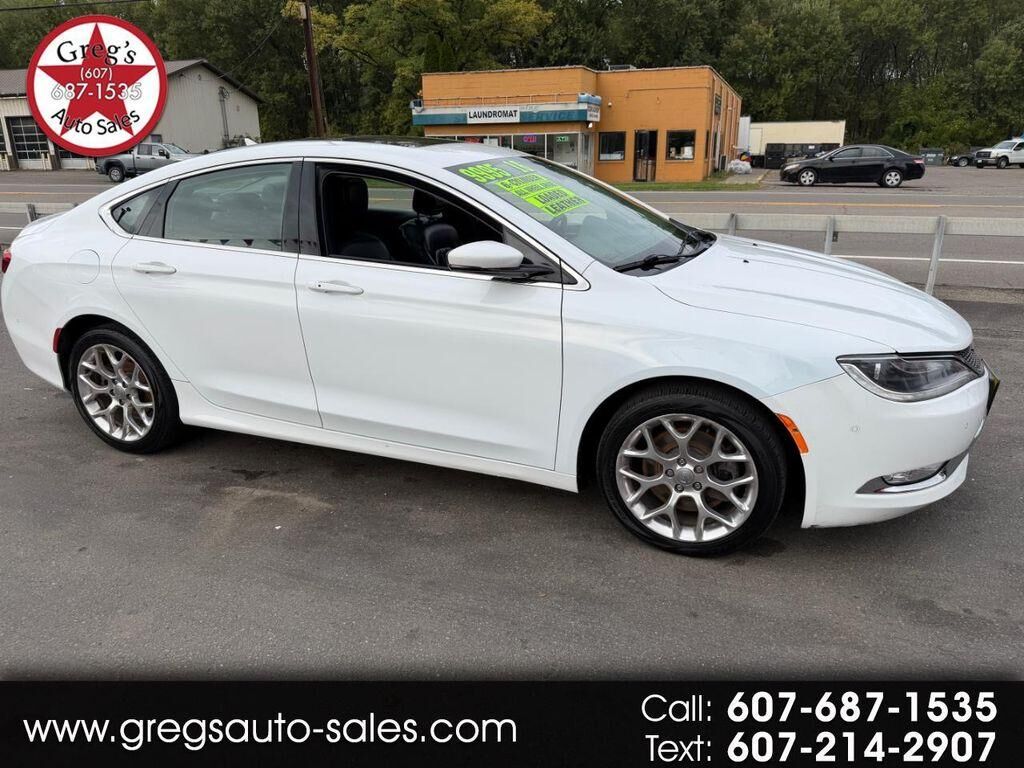 2016 CHRYSLER 200