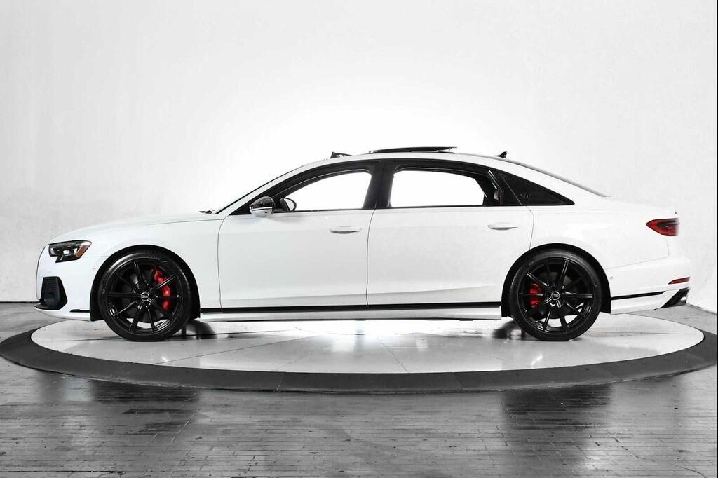 2023 Audi S8