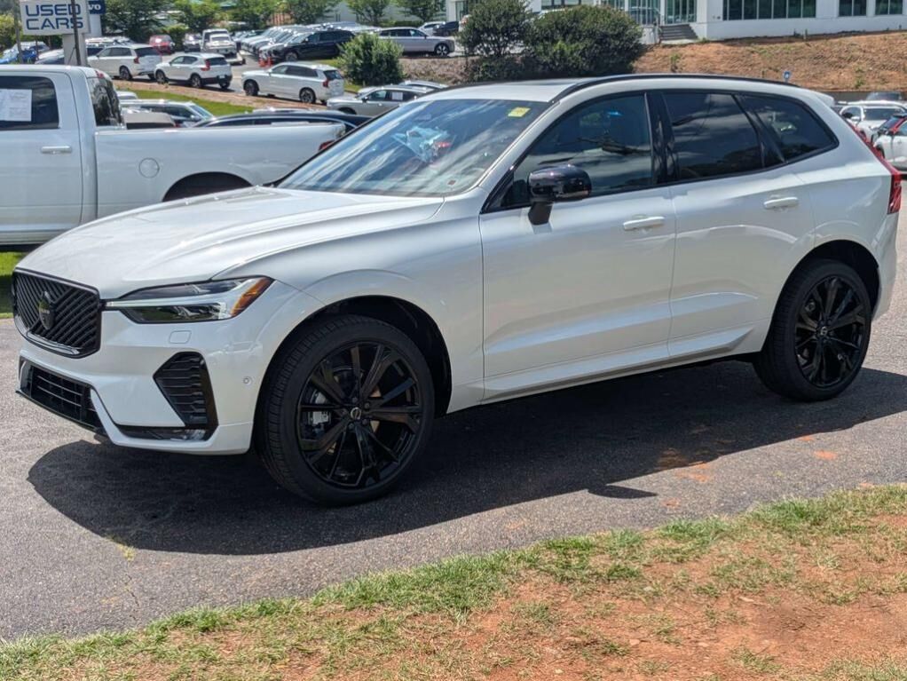 2026 VOLVO XC60