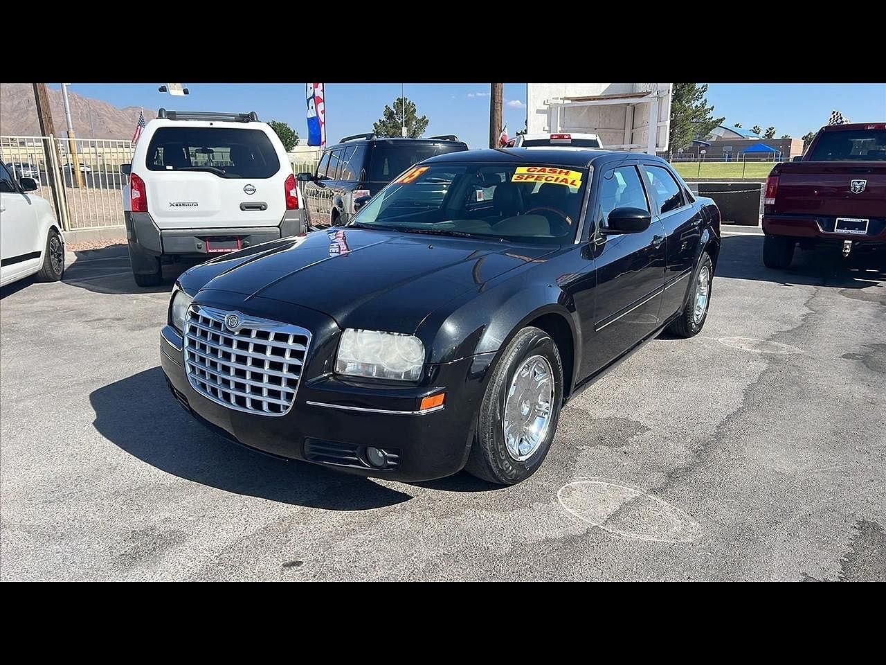 2005 CHRYSLER 300