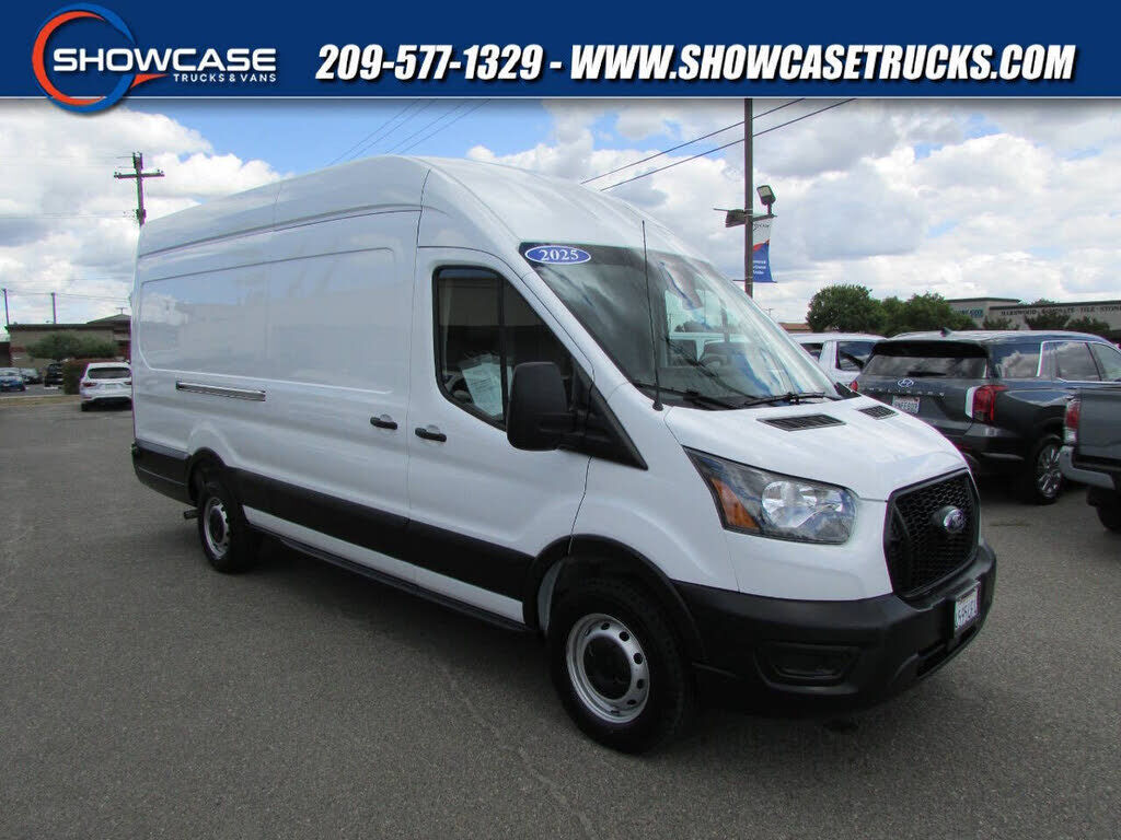 2025 FORD Transit