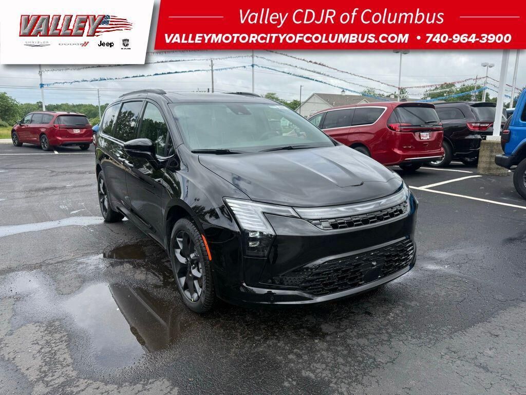 2027 CHRYSLER Pacifica