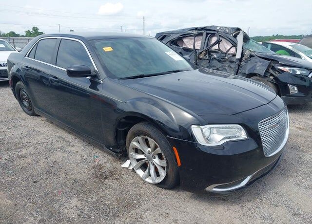 2015 CHRYSLER 300
