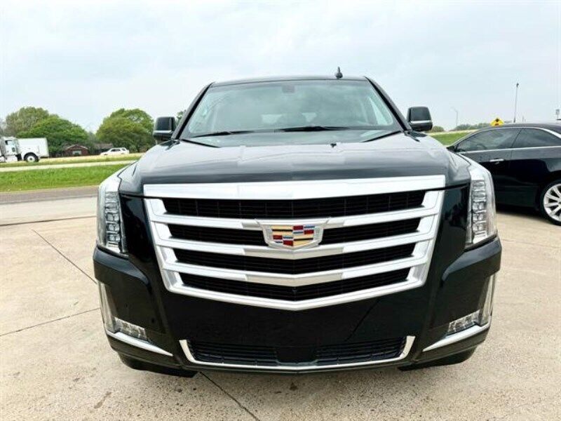 2018 CADILLAC Escalade ESV