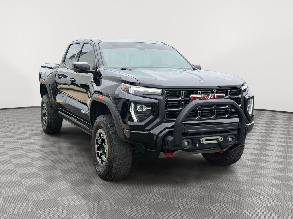 2023 GMC Canyon